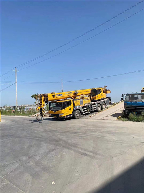 巴青县吊车作业时，可能会产生哪些额外收费项目？