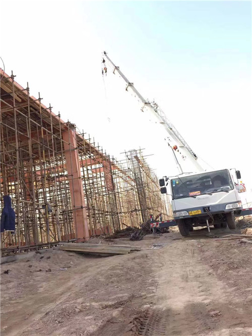 巴青县吊车作业的安全注意事项有哪些？