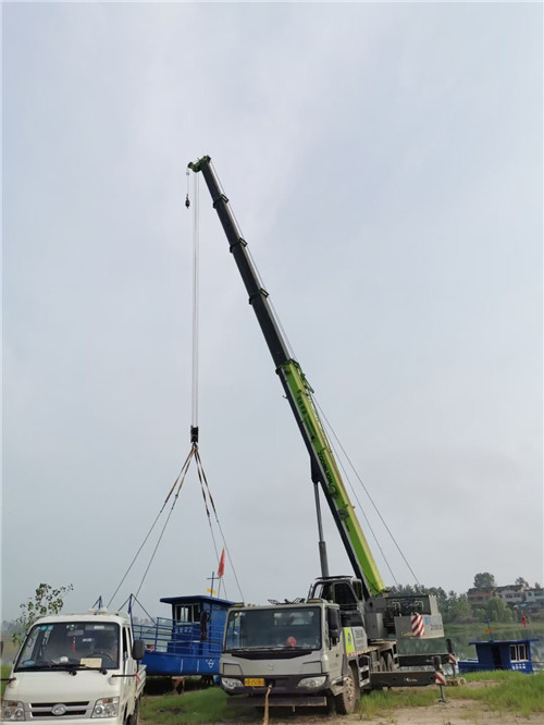 巴青县桥梁建设吊装案例